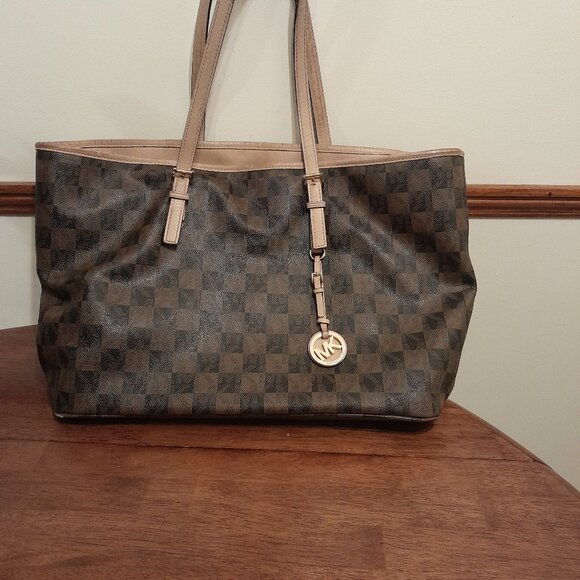 Michael Kors Large Signature Tote Bag - Picture 1 of 9